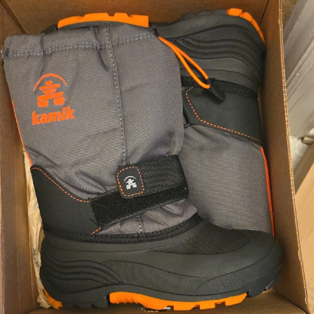 Kamik Charcoal and Tangerine Snow Boots